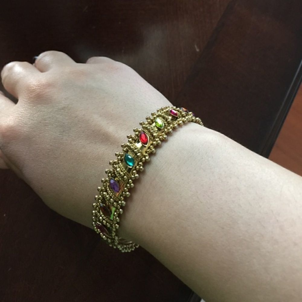 🌹1 hr sale🌹Cache bracelet 🌸 - Picture 3 of 4